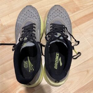 Brooks Men's Running Shoes - Grey and Yellow